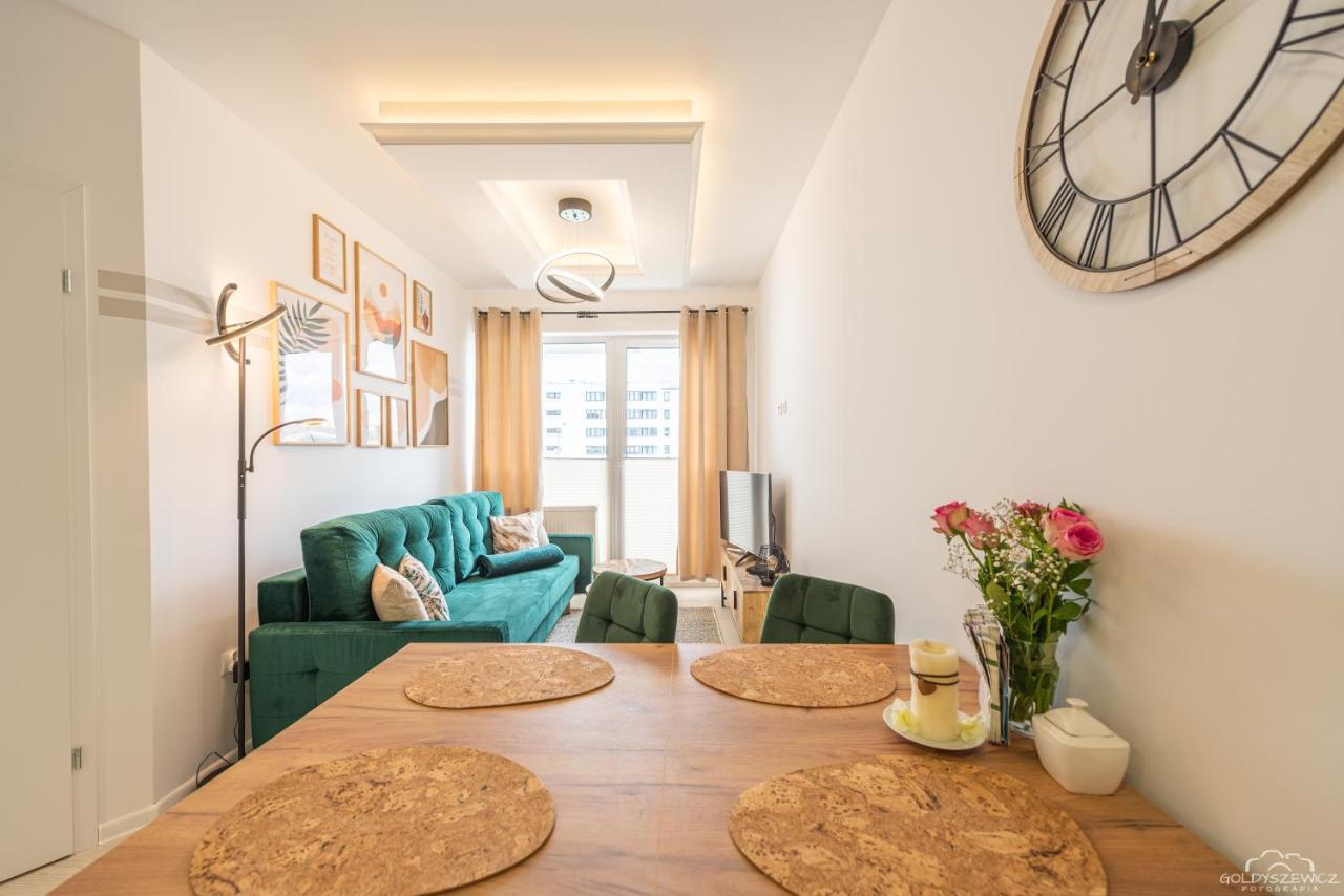 Horyzont Apartamenty - Kapitanski Mostek- Blisko Portu- Sniadania Kolobrzeg Exterior photo