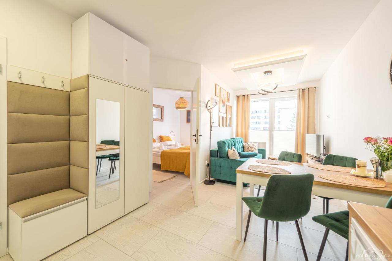 Horyzont Apartamenty - Kapitanski Mostek- Blisko Portu- Sniadania Kolobrzeg Exterior photo