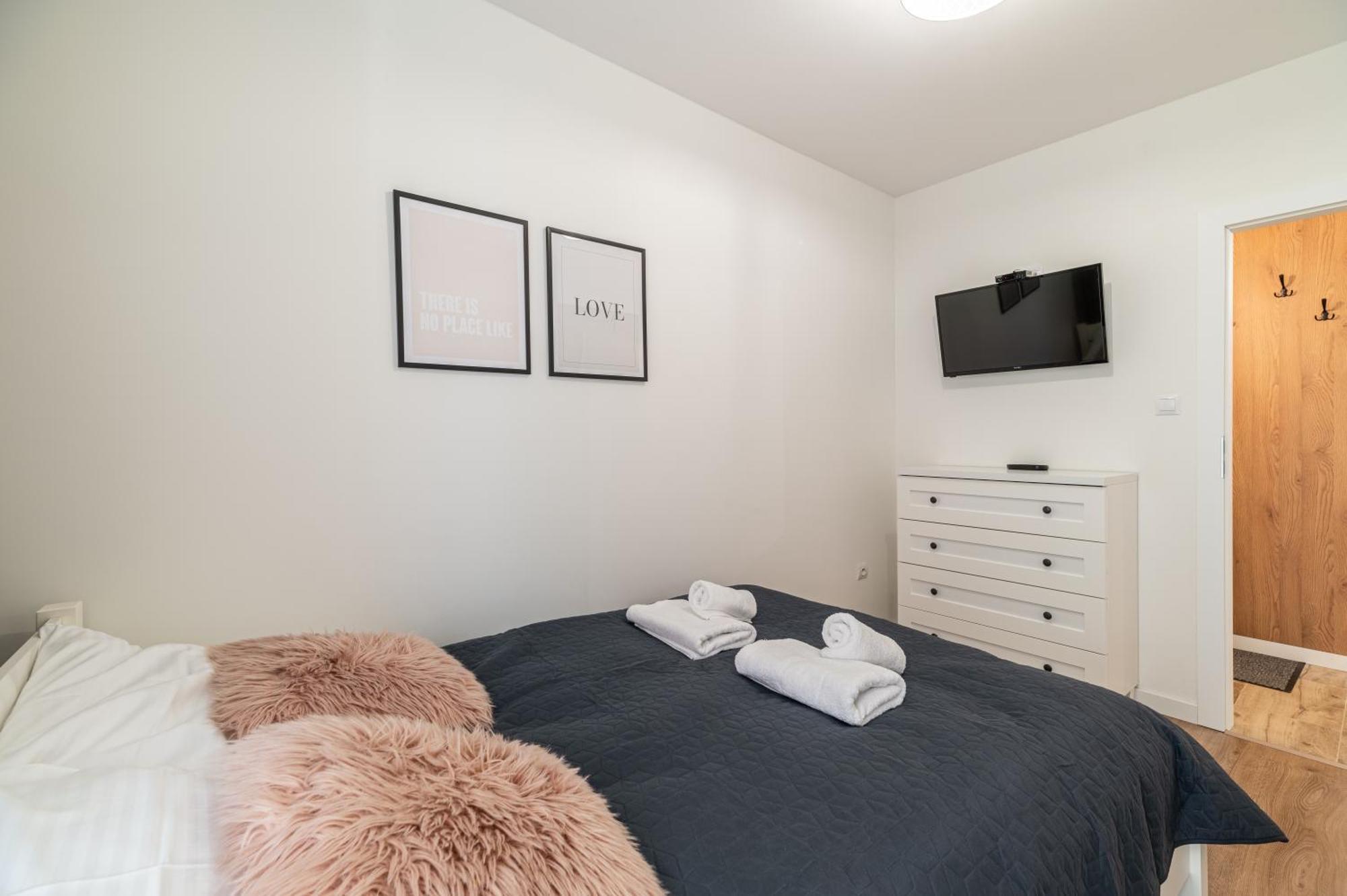 Horyzont Apartamenty - Kapitanski Mostek- Blisko Portu- Sniadania Kolobrzeg Exterior photo